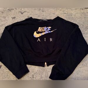 Nike Black and Gold Cropped Sweatshirt